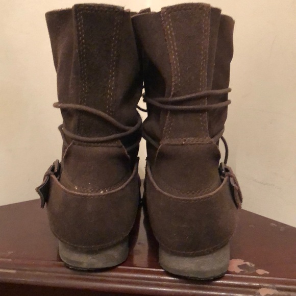 Carlos suede chocolate brown tie boots - Picture 3 of 4